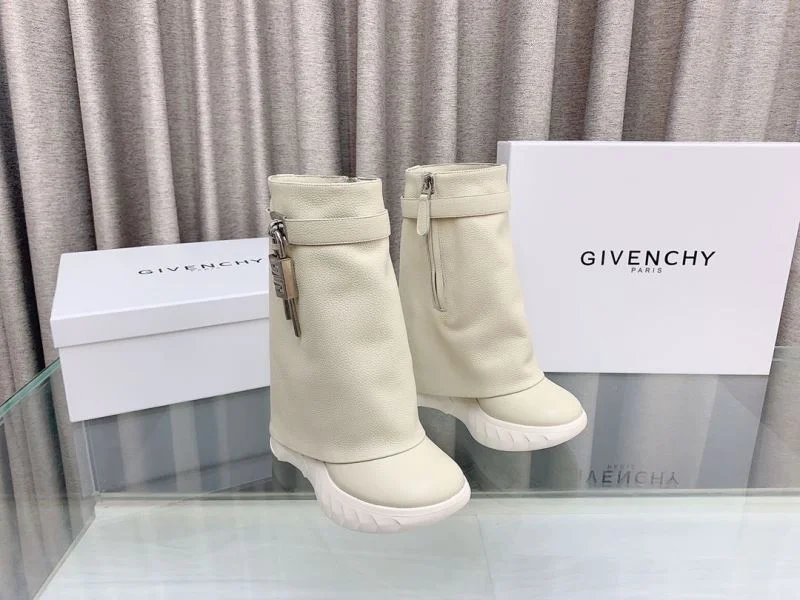 Comfortable Givenchy Boots 15697