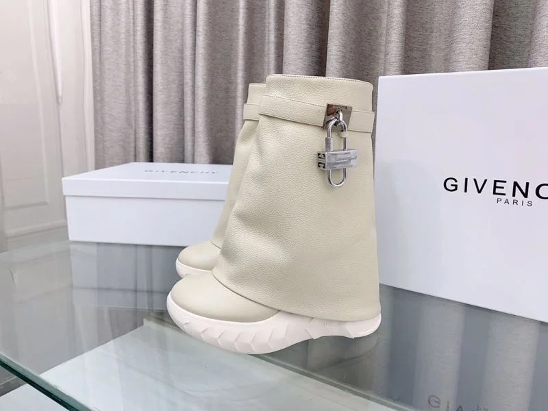 Comfortable Givenchy Boots 15697