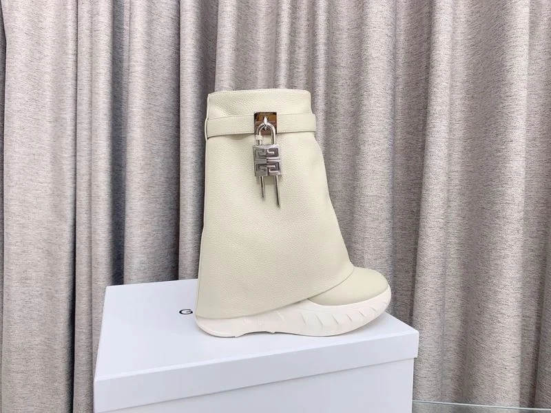 Comfortable Givenchy Boots 15697