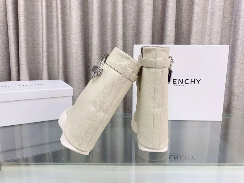 Comfortable Givenchy Boots 15697
