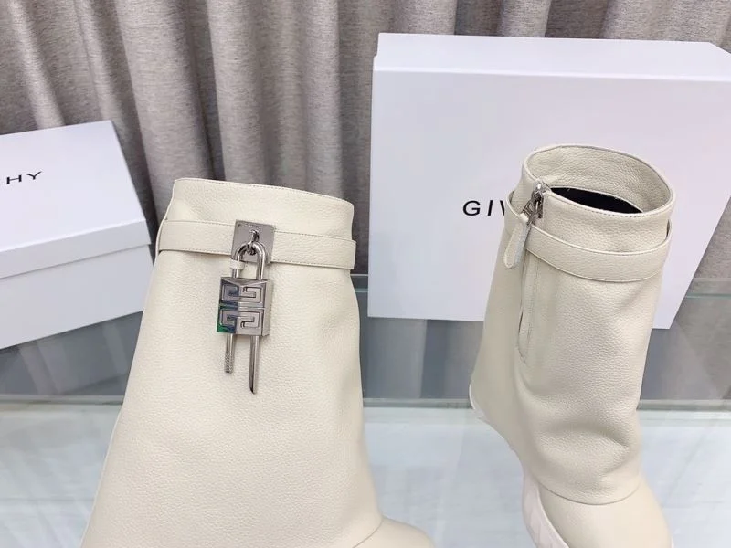 Comfortable Givenchy Boots 15697