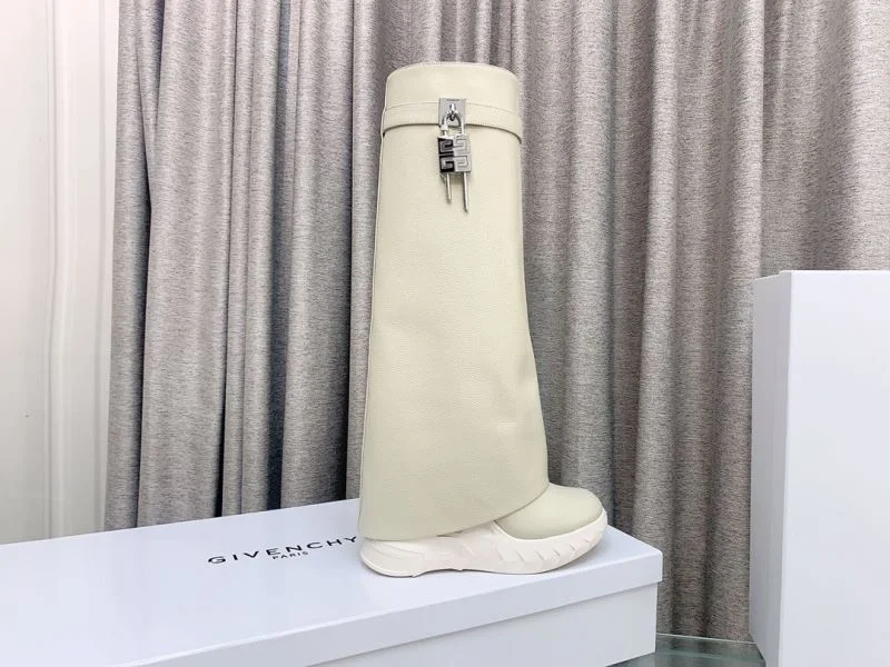 Givenchy Boots Cozy 15691