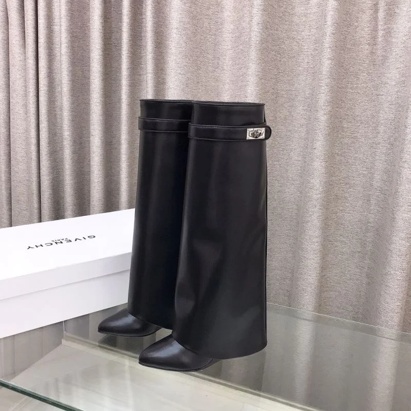 Lightweight Givenchy Boots 15690