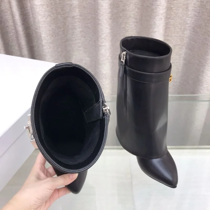 Givenchy Boots Unisex 15685