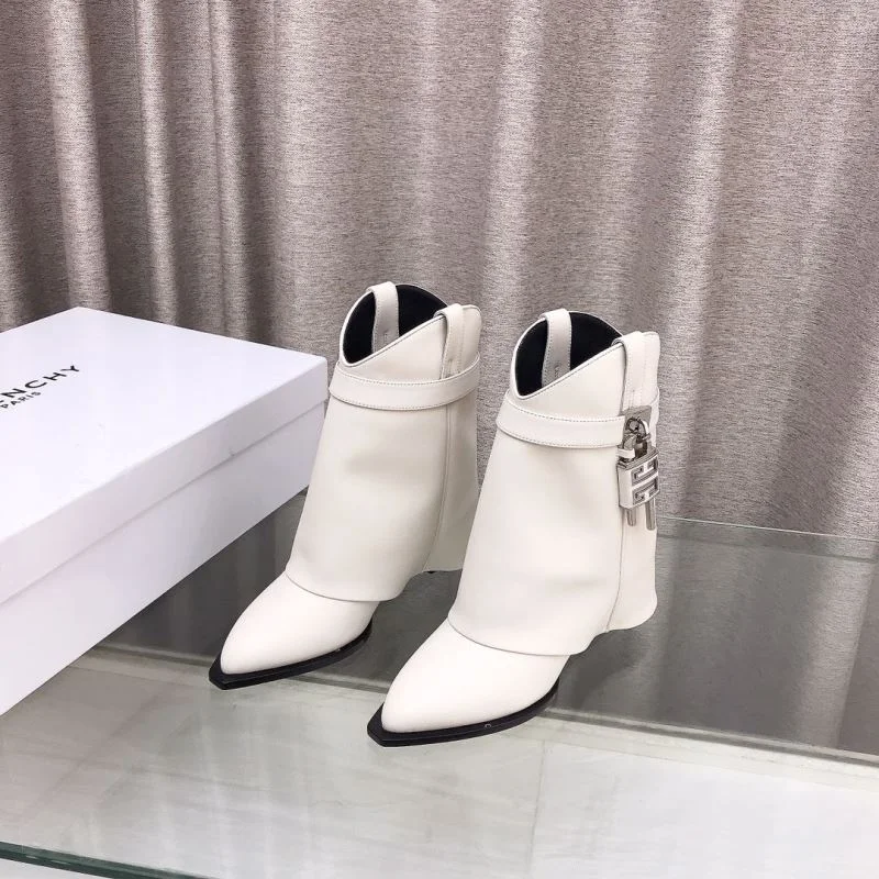 Bright Givenchy Boots 15749
