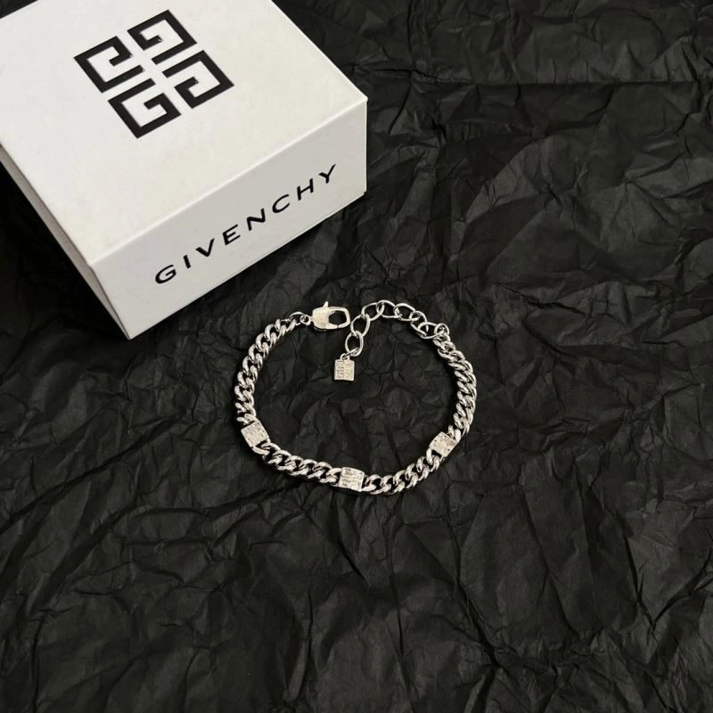 Efficient Givenchy Bracelets 208767
