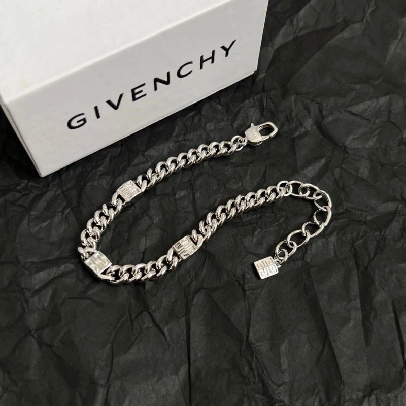 Efficient Givenchy Bracelets 208767