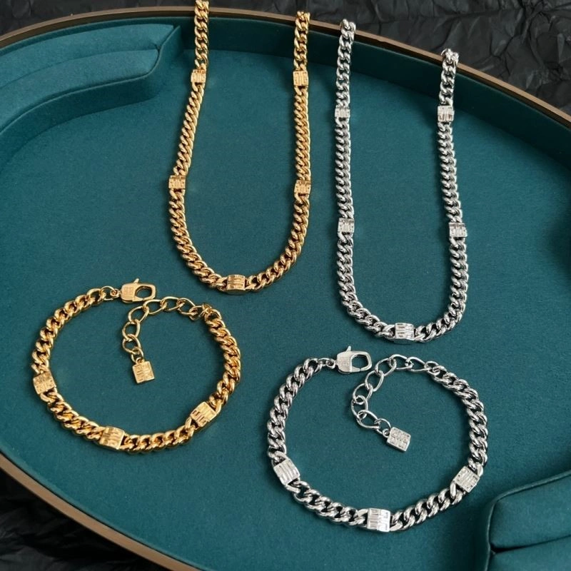 BestValue Givenchy Bracelets 208774