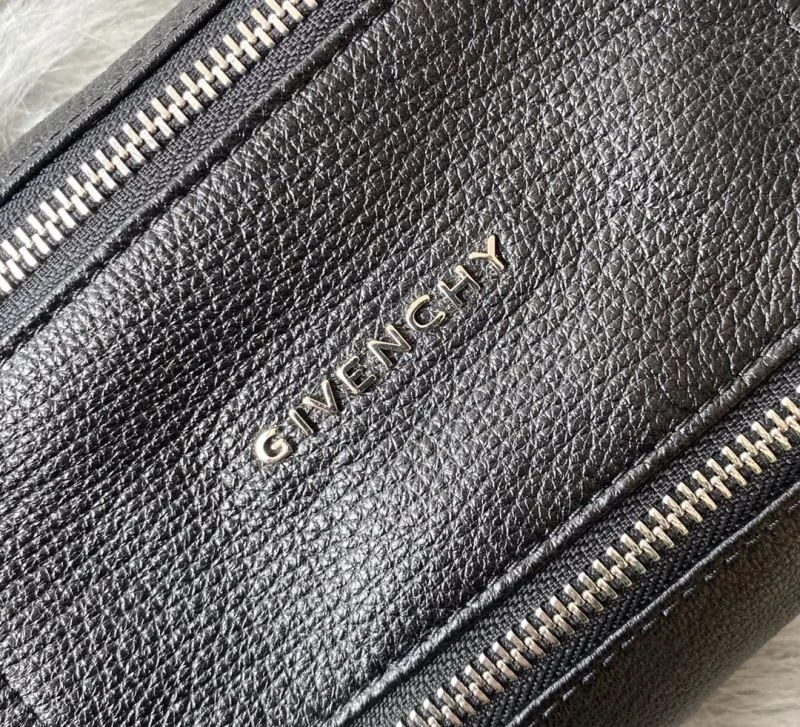 Givenchy Clutch Bags Sporty 44932