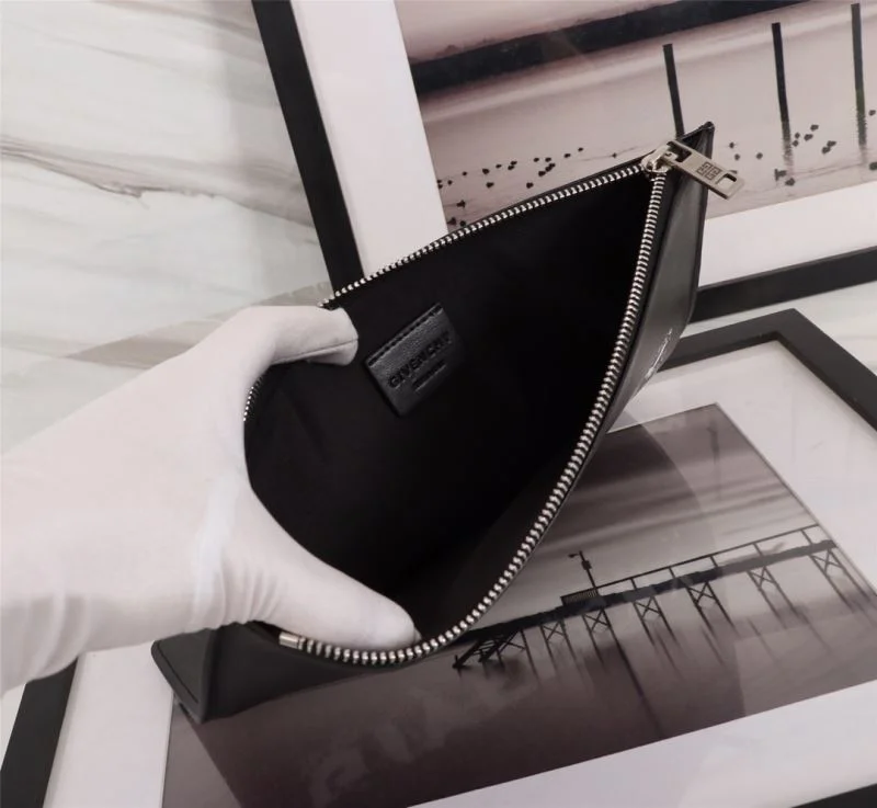 Sustainable Givenchy Clutch Bags 44835