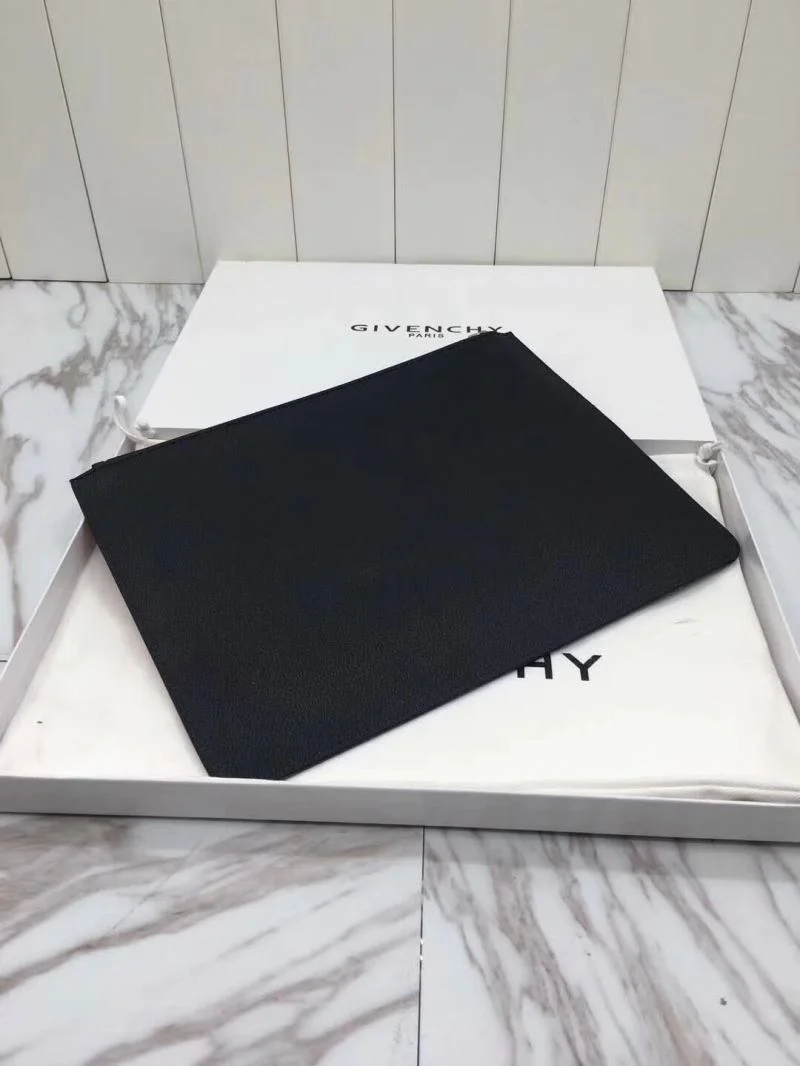 Bold Givenchy Clutch Bags 44813
