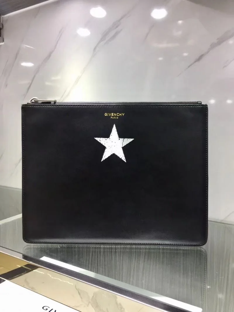 Timeless Givenchy Clutch Bags 44848
