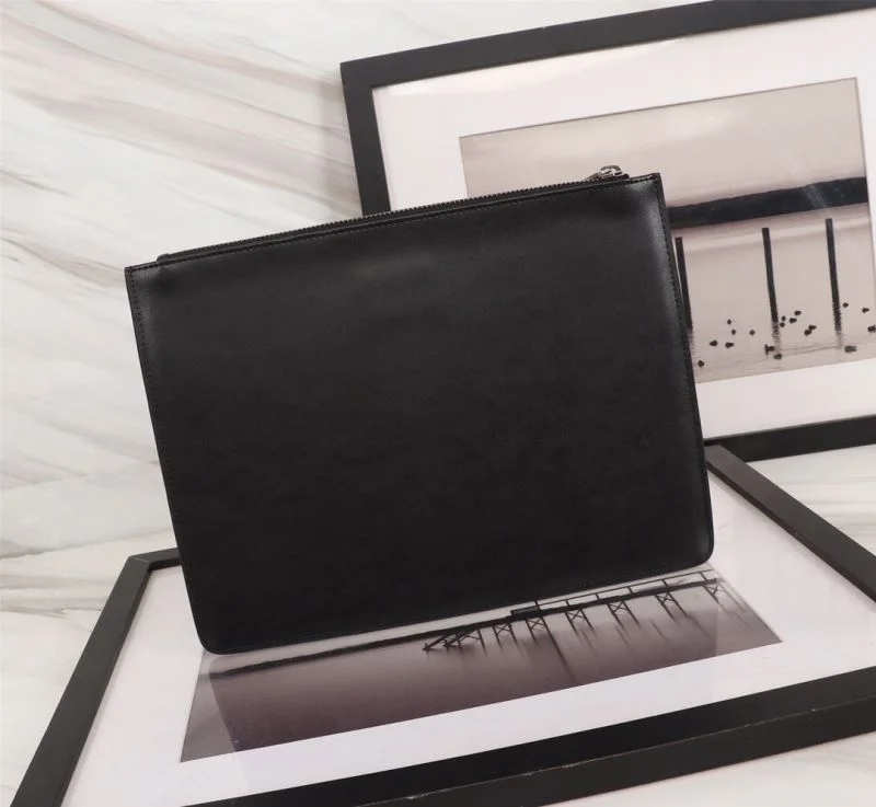 FlexibleFit Givenchy Clutch Bags 44805