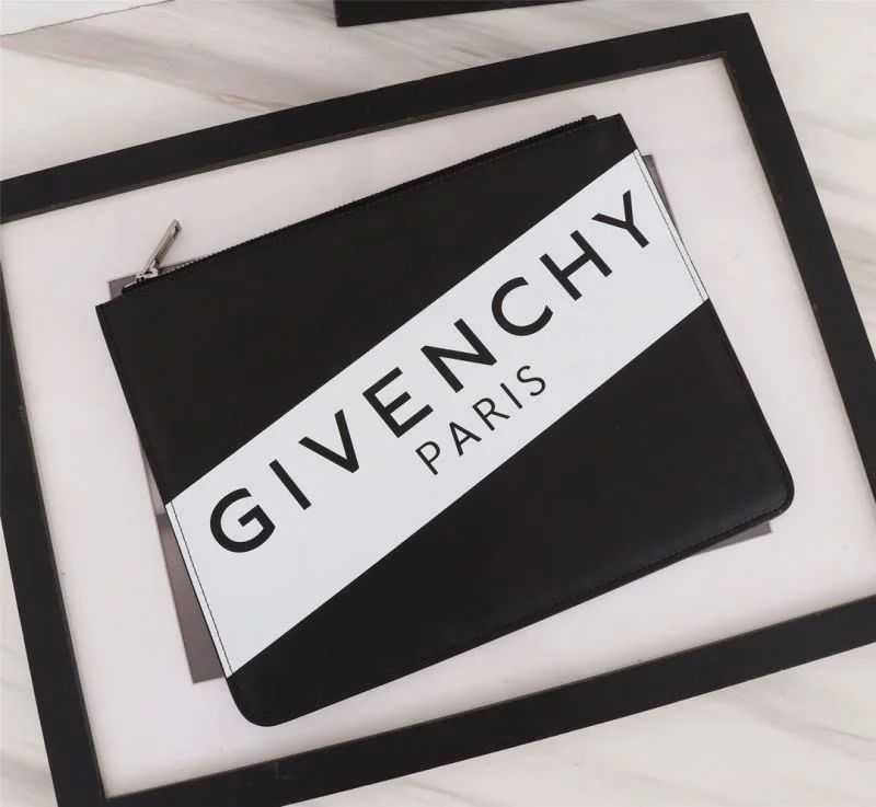 SmoothTexture Givenchy Clutch Bags 44790