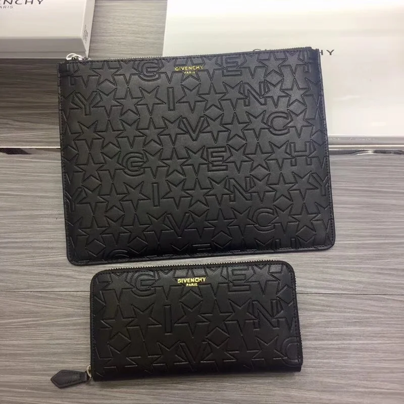 Effortless Givenchy Clutch Bags 44792