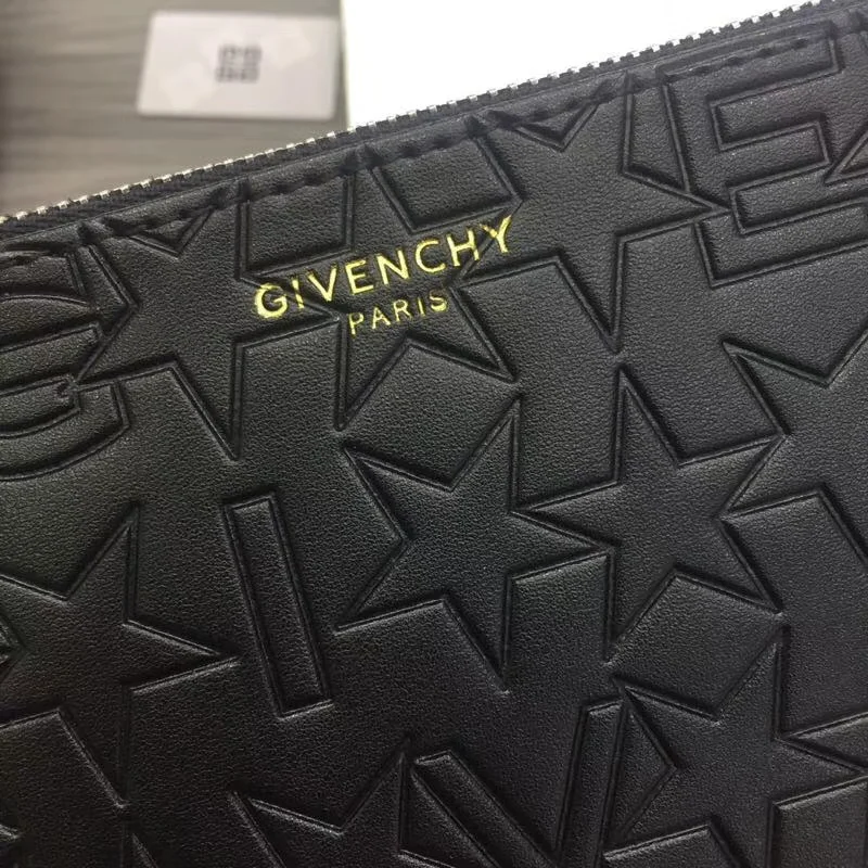 Effortless Givenchy Clutch Bags 44792
