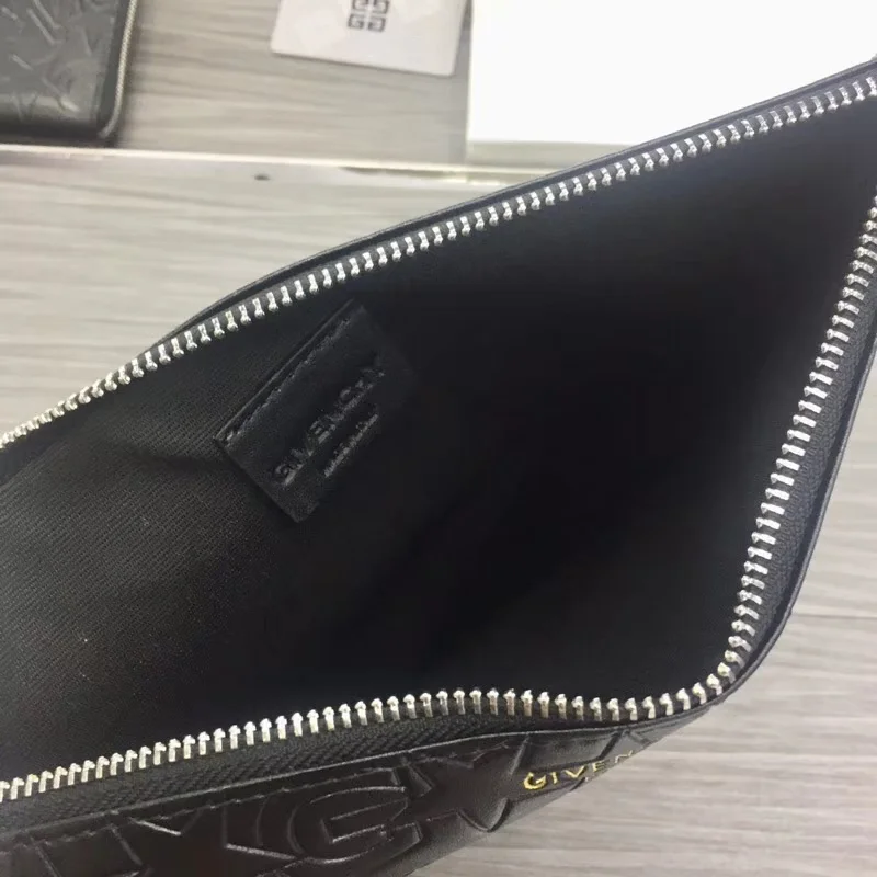 Effortless Givenchy Clutch Bags 44792