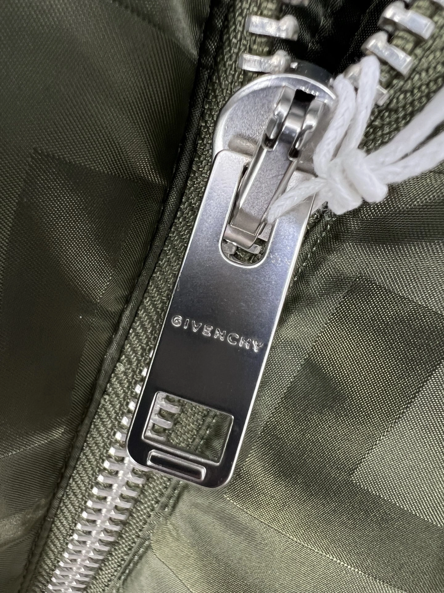 QuickDry Givenchy Down Jackets 124221
