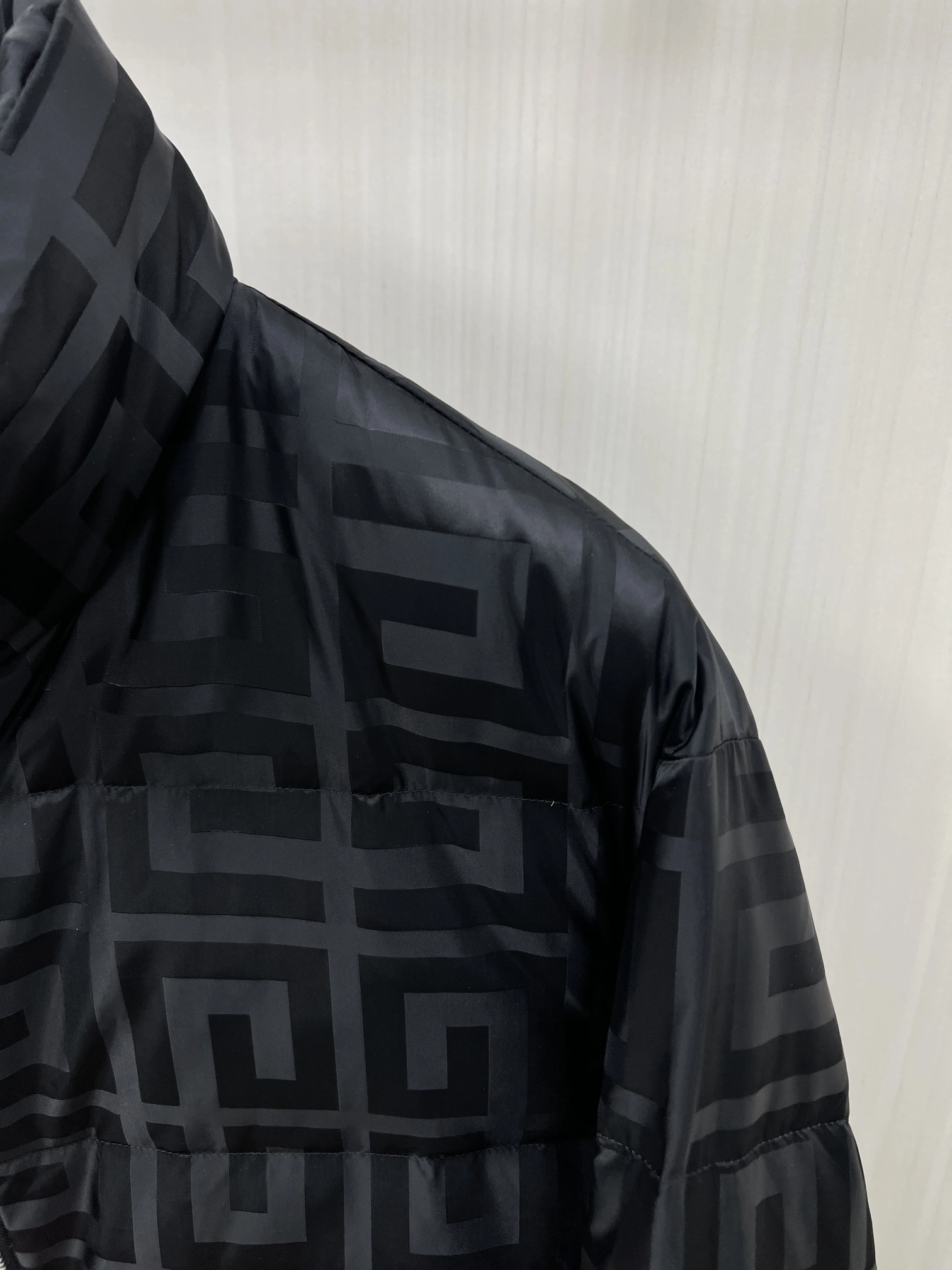 Sporty Givenchy Down Jackets 124213