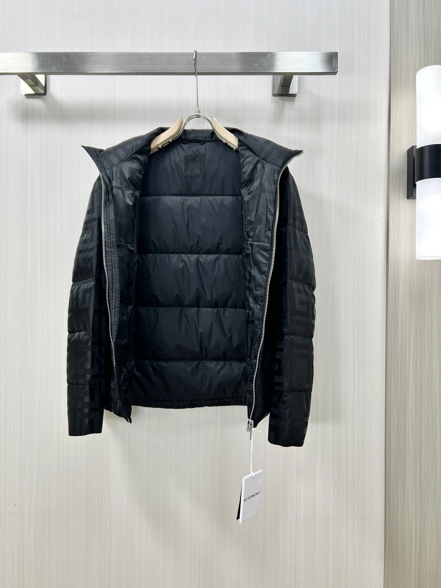 Sporty Givenchy Down Jackets 124213