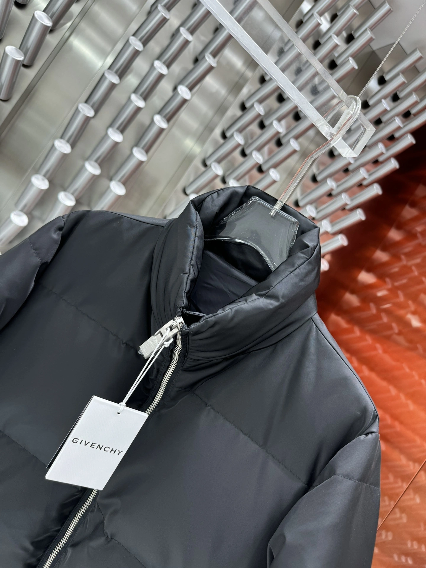 Givenchy Down Jackets Original 124217