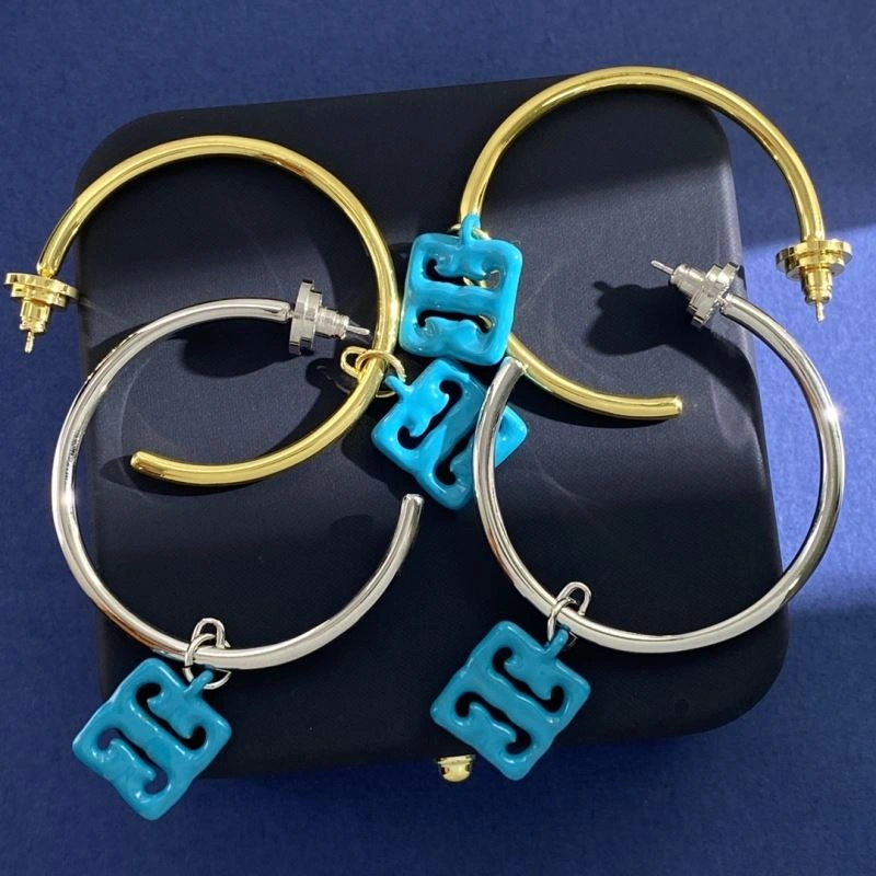 Givenchy Earrings Chic 212613