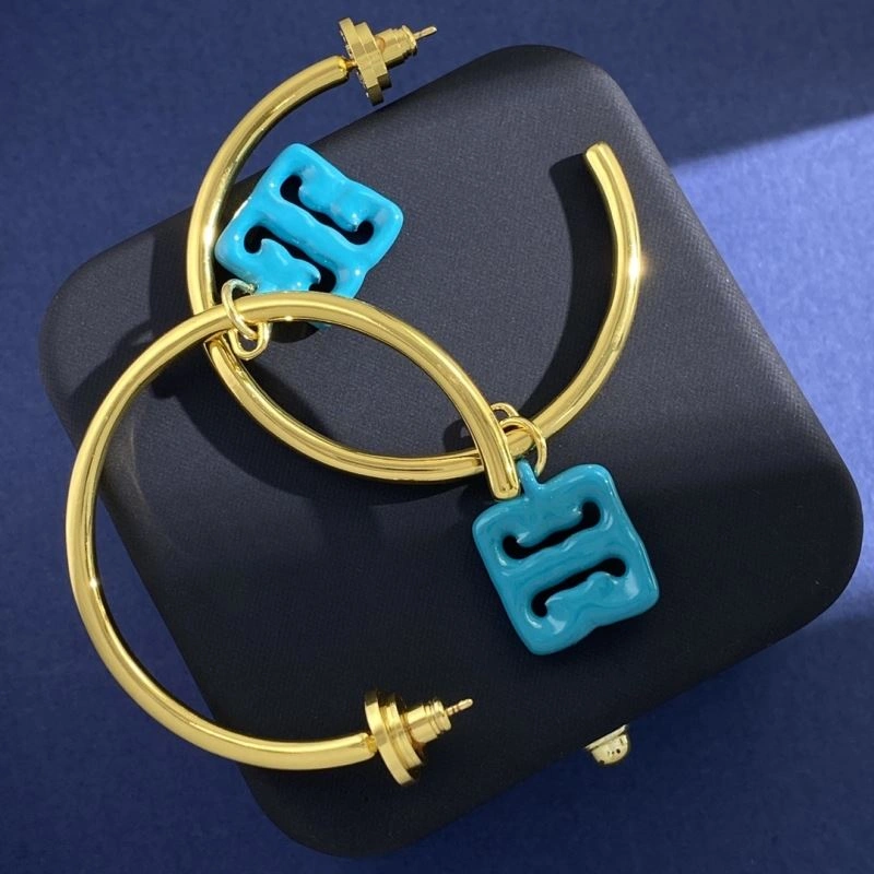 Givenchy Earrings Chic 212613