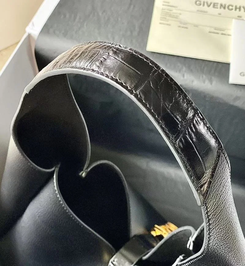SunProtective Givenchy Hobo Bags 44574