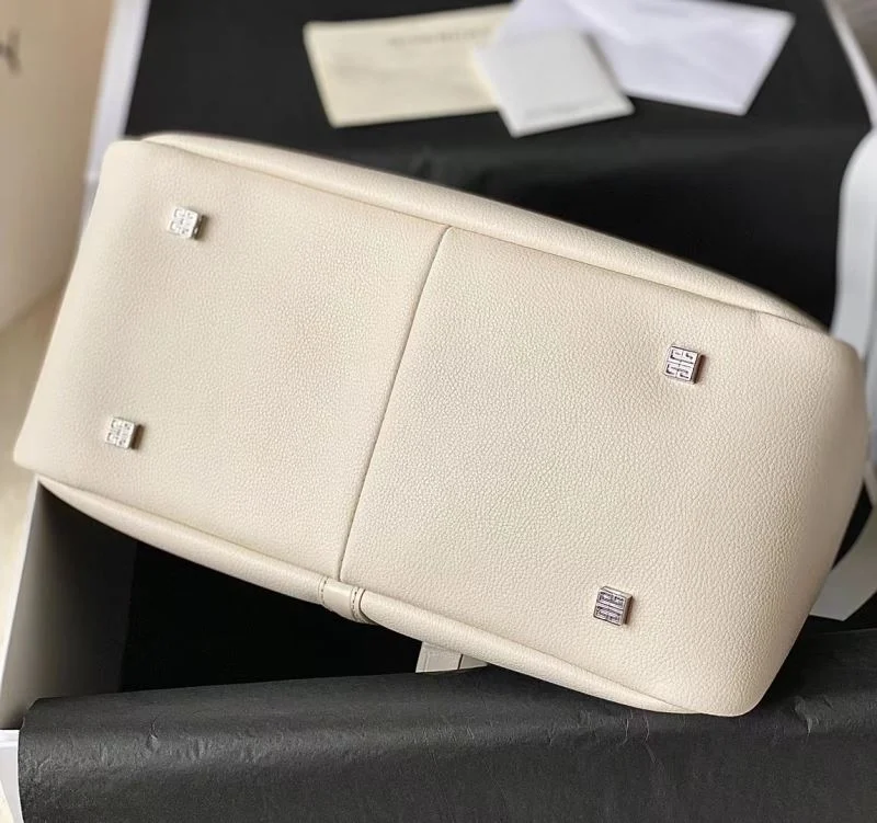 Givenchy Hobo Bags Elegant 44568
