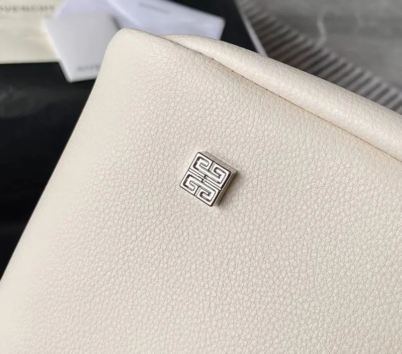 Givenchy Hobo Bags Elegant 44568