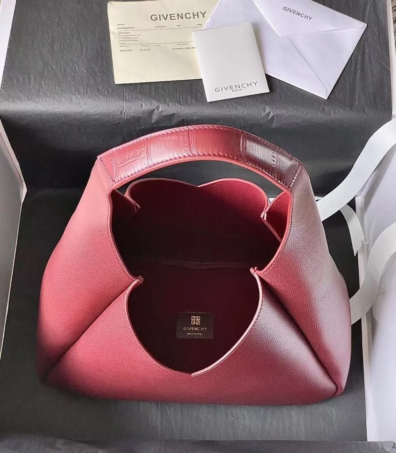 HighPerformance Givenchy Hobo Bags 44629