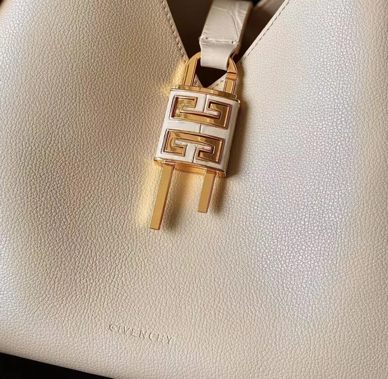 EyeCatching Givenchy Hobo Bags 44559