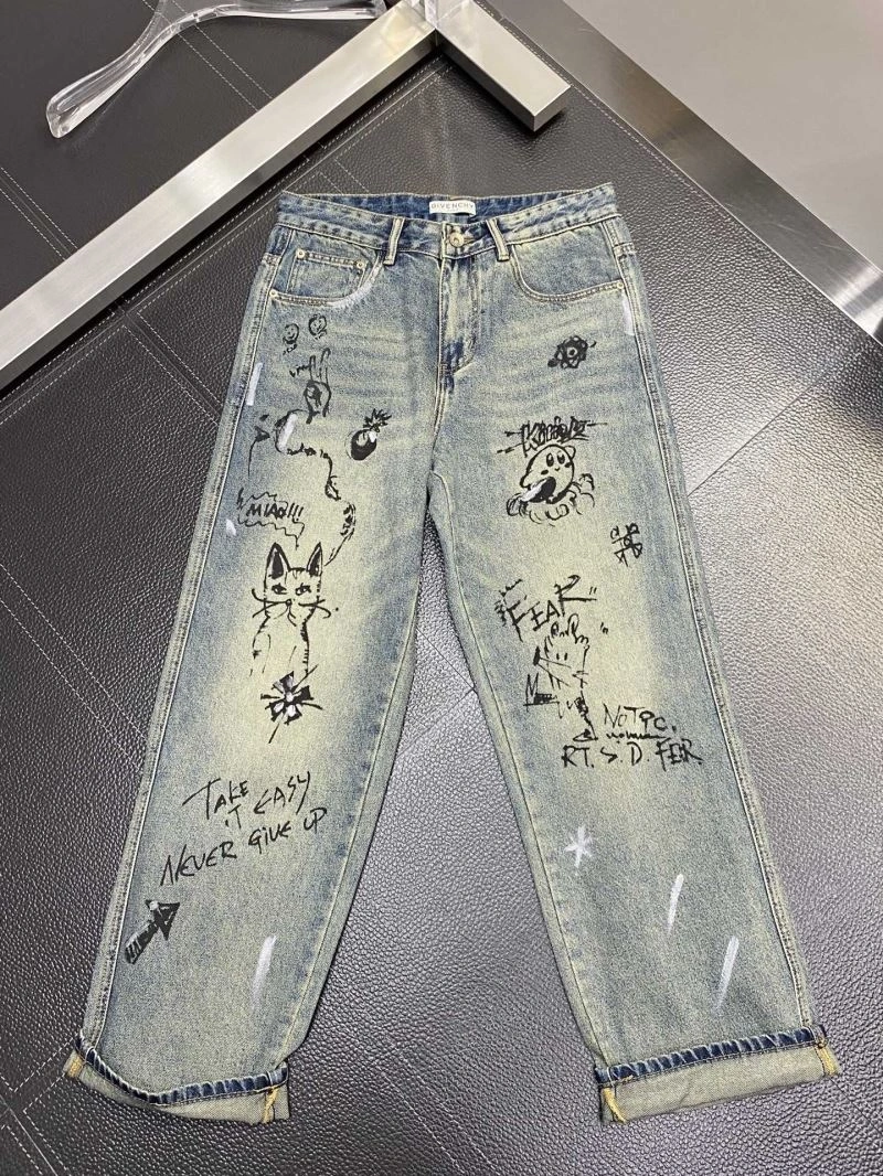 EyeCatching Givenchy Jeans 123934