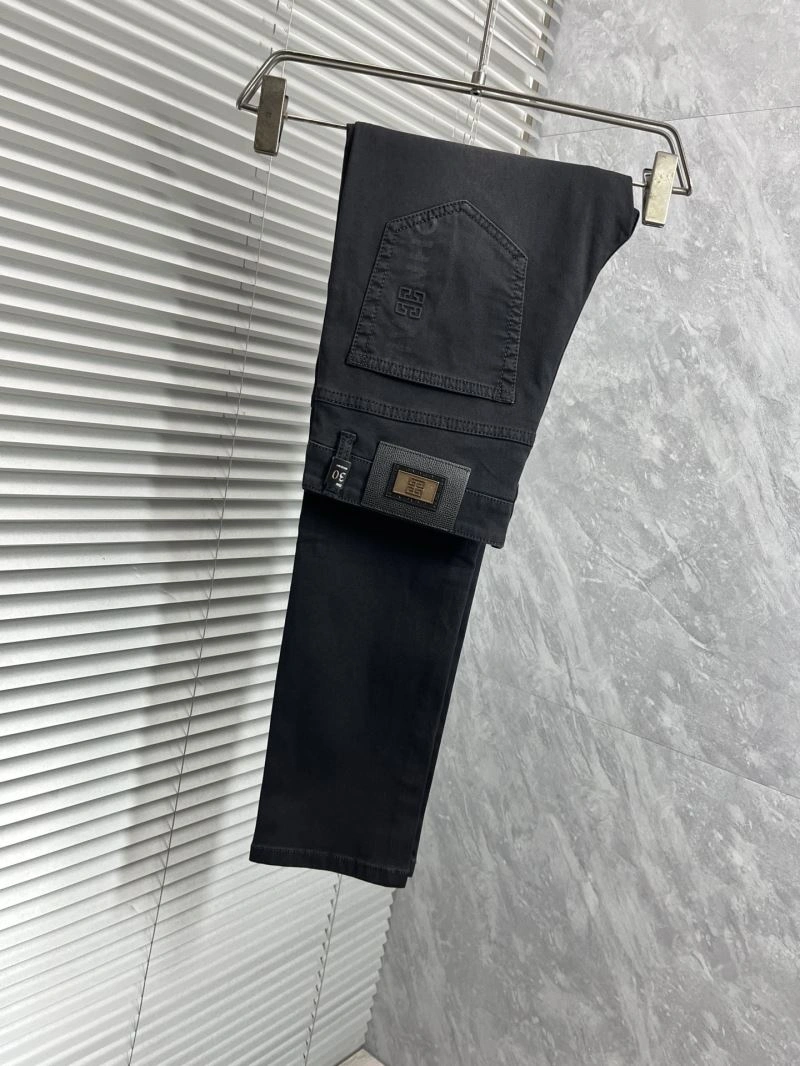 UrbanChic Givenchy Jeans 123927