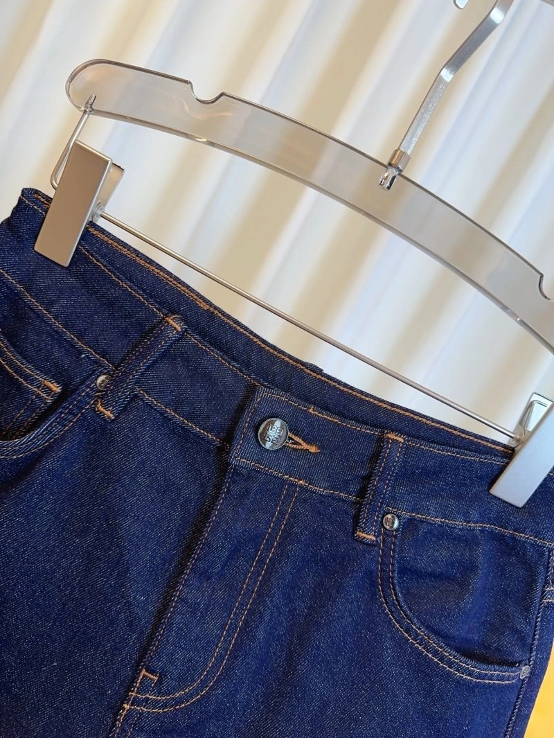 Givenchy Jeans ComfortFit 123522