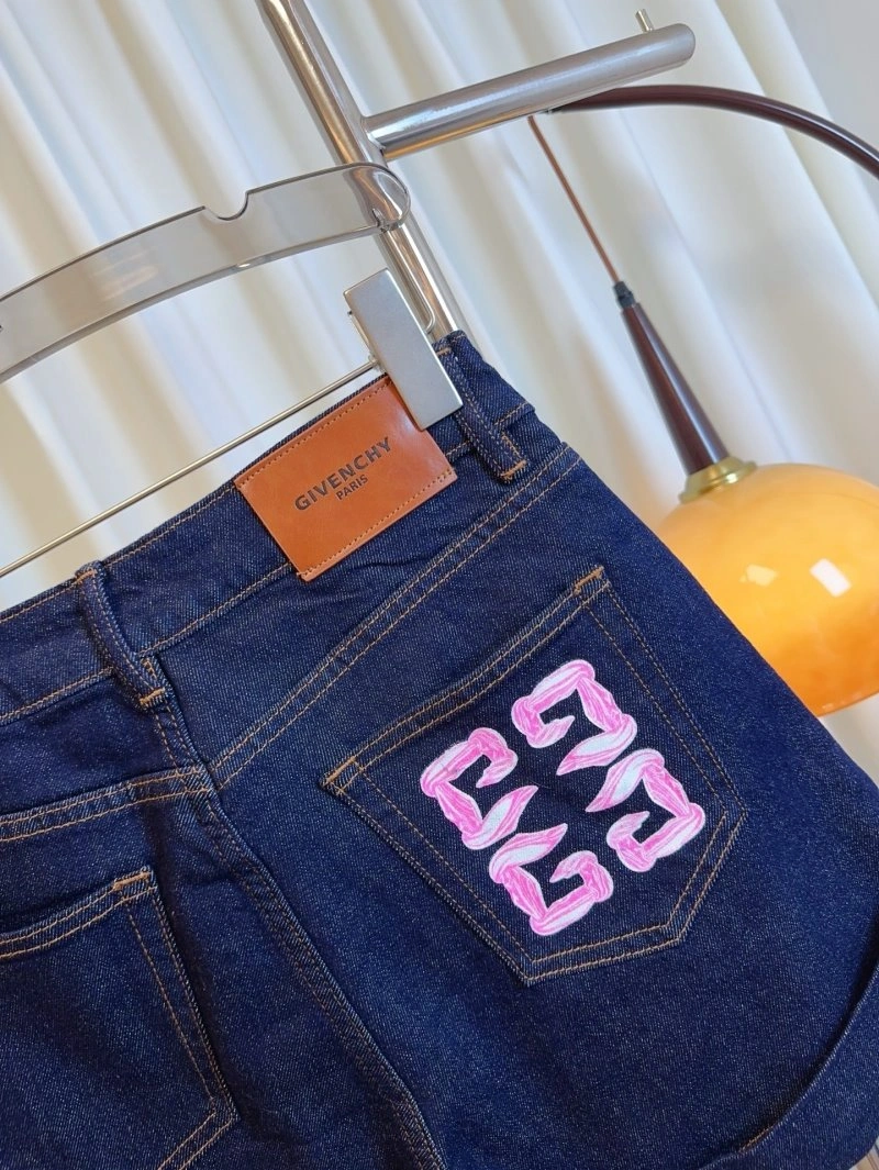 Givenchy Jeans ComfortFit 123522