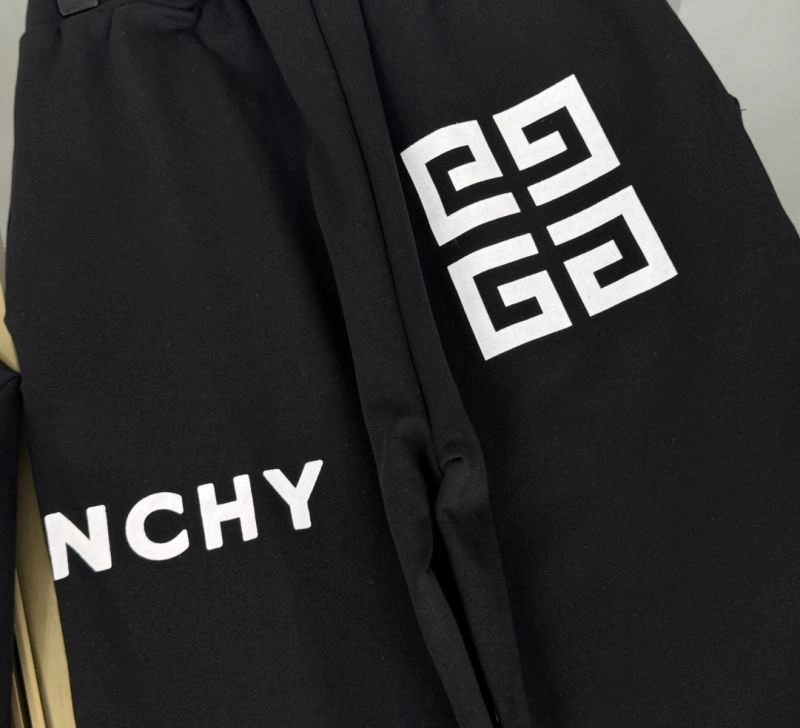Contemporary Givenchy Kids 123559