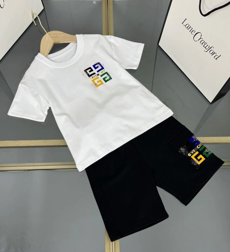 WeatherProof Givenchy Kids 123545