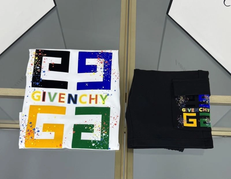 WeatherProof Givenchy Kids 123545