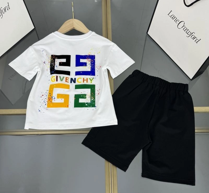 WeatherProof Givenchy Kids 123545