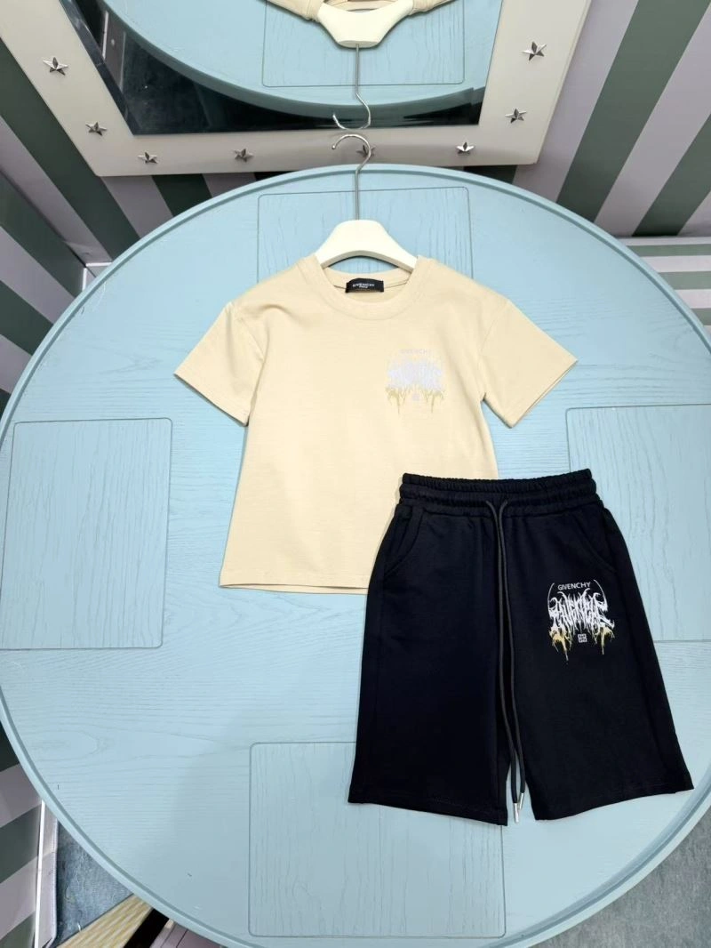 WaterResistant Givenchy Kids 123554