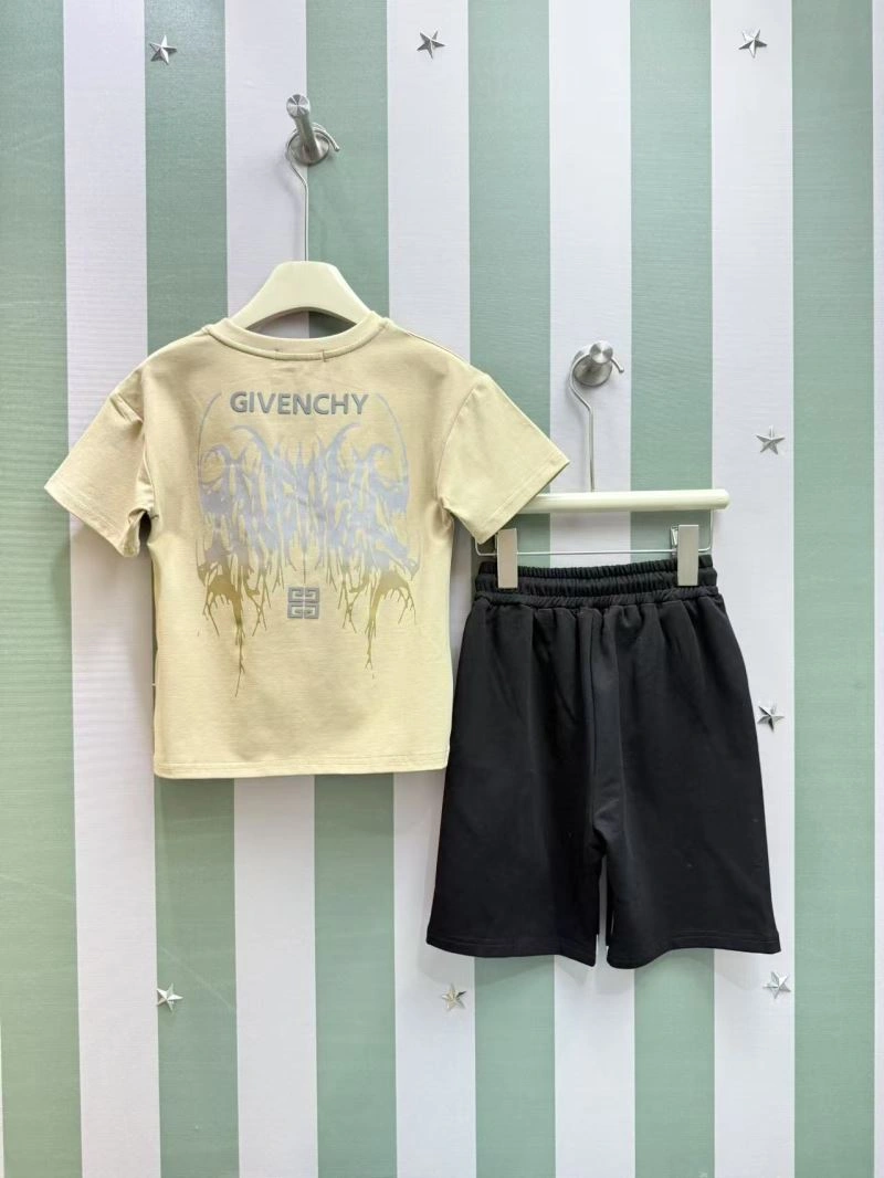 WaterResistant Givenchy Kids 123554