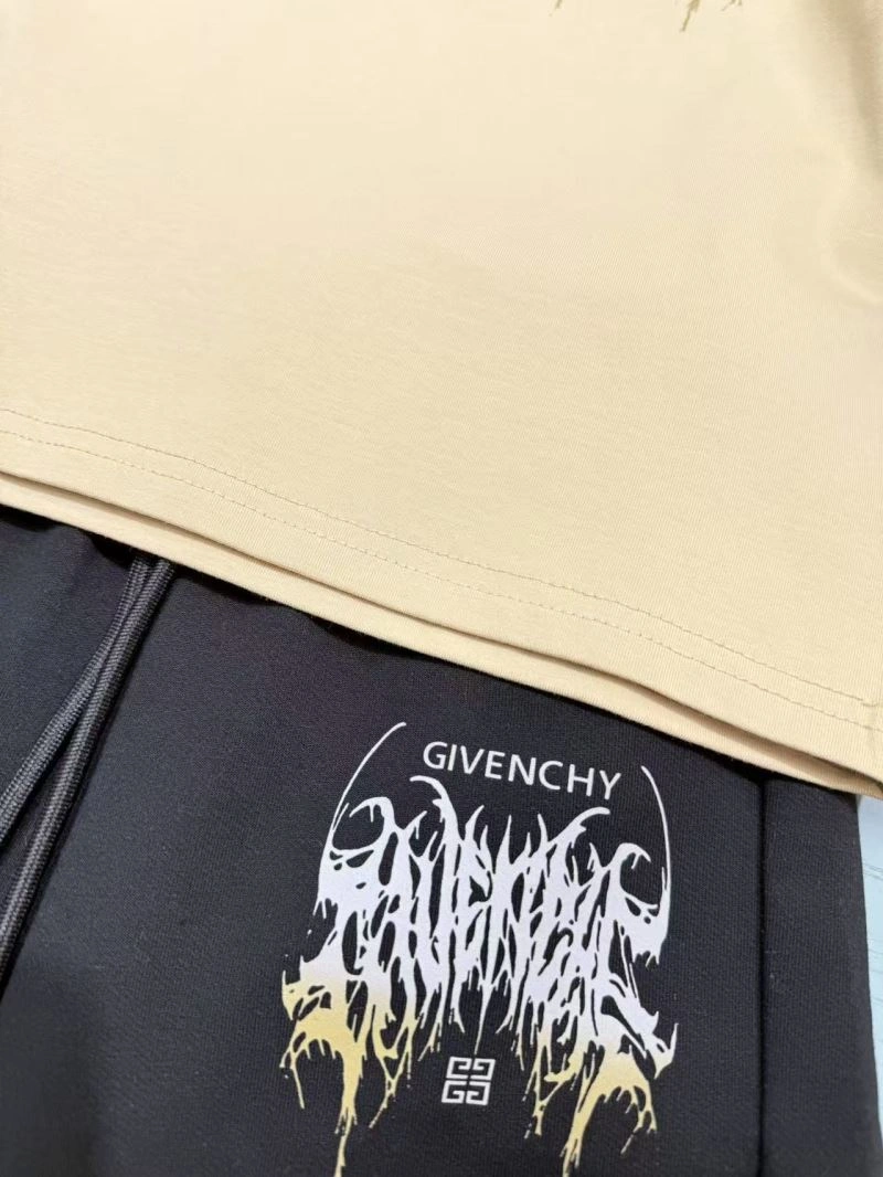 WaterResistant Givenchy Kids 123554