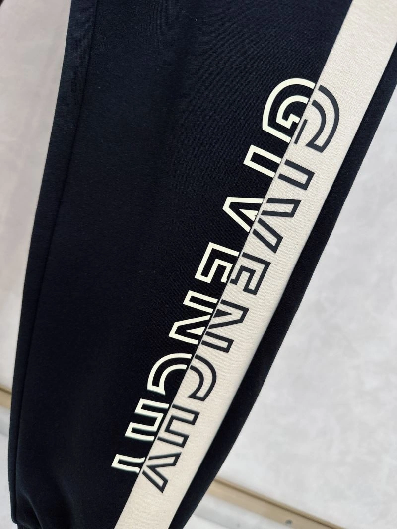 WellDesigned Givenchy Long Pants 124010