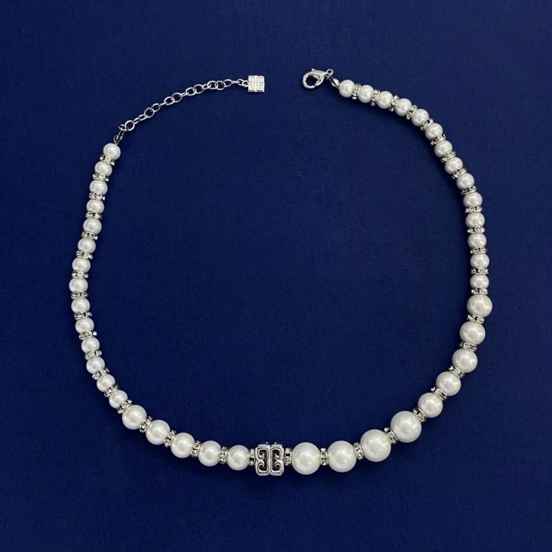Practical Givenchy Necklaces 212623