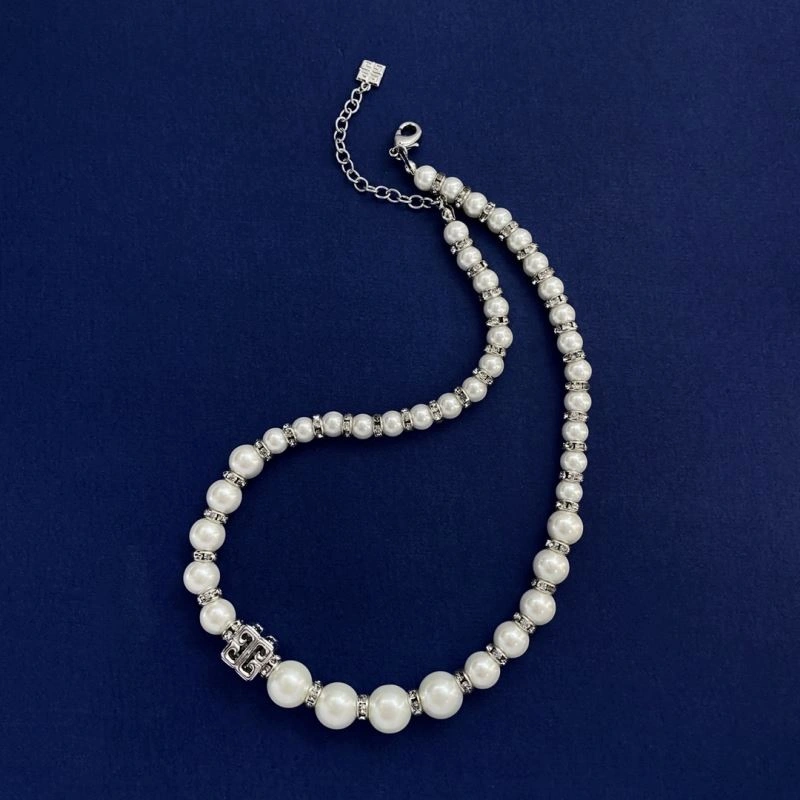 Practical Givenchy Necklaces 212623