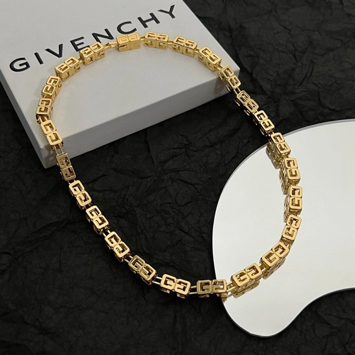 Compact Givenchy Necklaces 212182