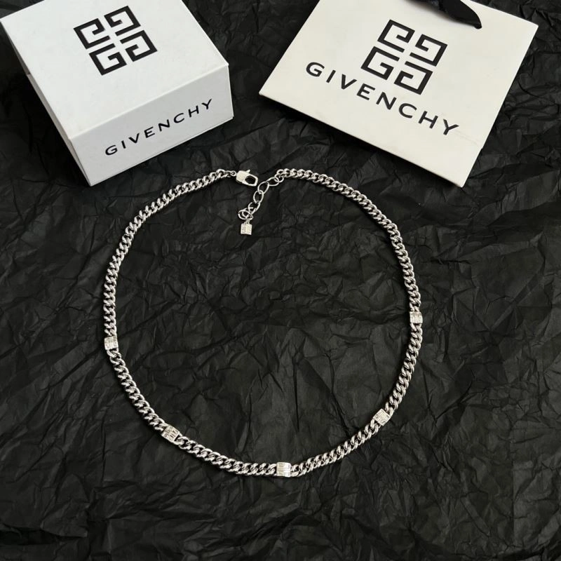 Givenchy Necklaces Trendy 208754