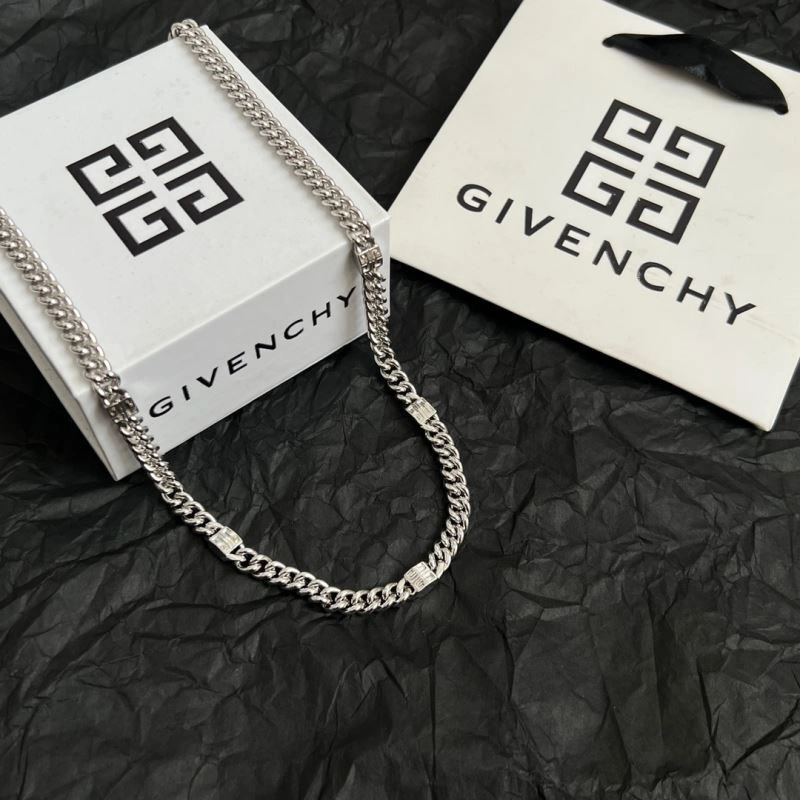 Givenchy Necklaces Trendy 208754