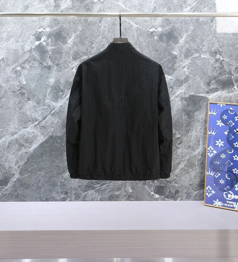 Seasonal Givenchy Outwear 124214